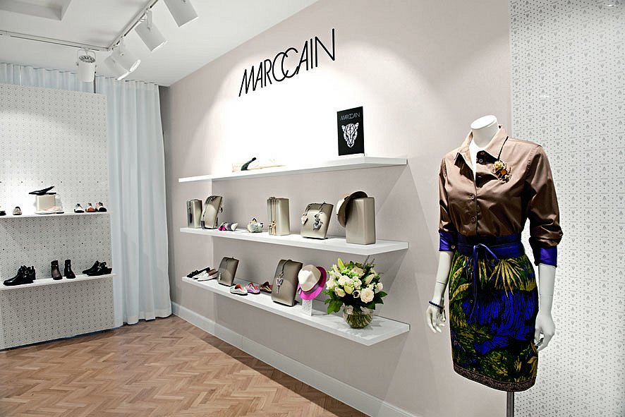 MC-Showroom-Paris-01.jpg